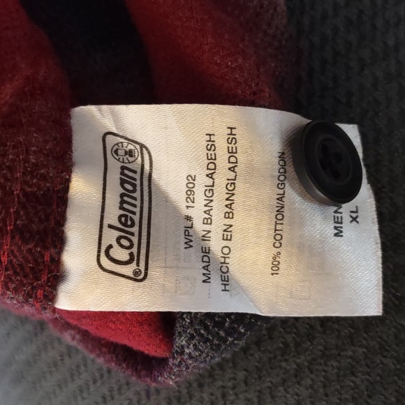 Coleman Men's flannel shirt, X-large, red, black and grey. Excellent, like new - Picture 7 of 7